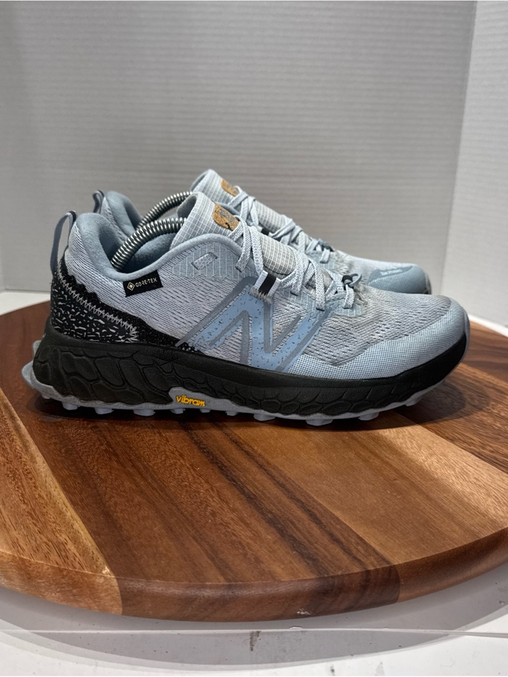 New Balance Fresh Foam X Hierro v7 GTX Women’s Size 7 Trail Running Gray Sneaker